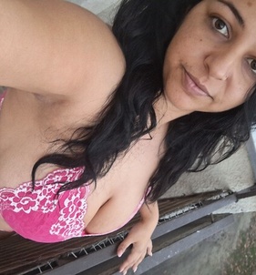 Laura (23 éves) - Telefon: +36 30 / 462-0302 - Debrecen