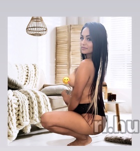 Laura Szombathely szexpartner l�nyok