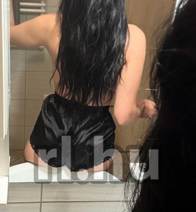 Laura Veszprém szexpartner lányok