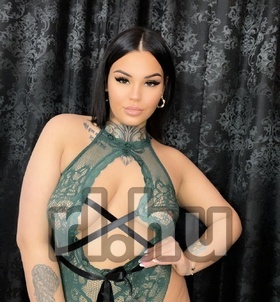 Laura (20+ éves) - Telefon: +36 30 / 607-7054 - Budapest, VII