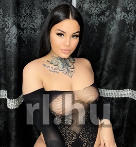 Laura (20+ éves) - Telefon: +36 30 / 607-7054 - Budapest, VII