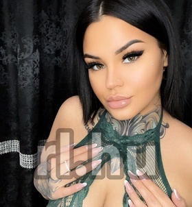 Laura (20+ éves) - Telefon: +36 30 / 607-7054 - Budapest, VII