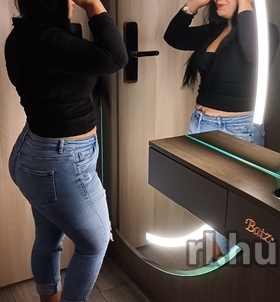 Budapest, Laura 06306165289