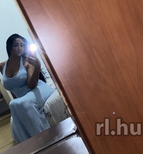 Laura (18+ éves) - Telefon: +36 30 / 648-5922 - Siófok