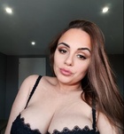 Tatab�nya, Laura 06306899648