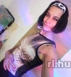 Laura (35+ éves) - Telefon: +36 70 / 289-6638 - Budapest, X