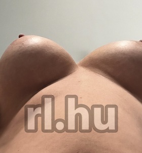 Dunakeszi, Laura 06705338599