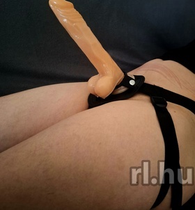 Laura (20+ éves) - Telefon: +36 70 / 553-5119 - Budapest, XIV
