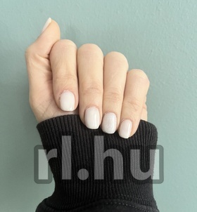 Budapest, Lea 06203817777