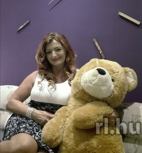 Leandra (44 éves) - Telefon: +36 30 / 335-5700 - Szombathely