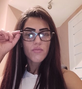 Vecss, Lejla27 06701522432