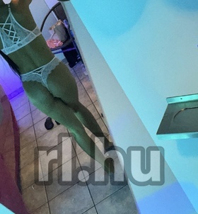 Lejla (24+ éves, Nő) - Telefon: +36 30 / 710-9736 - Pécs, szexpartner