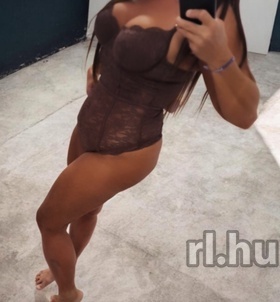 Léna Székesfehérvár escort Mädchen