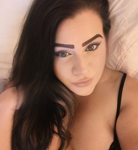 Léna (29 éves) - Telefon: +36 70 / 170-5302 - Békéscsaba