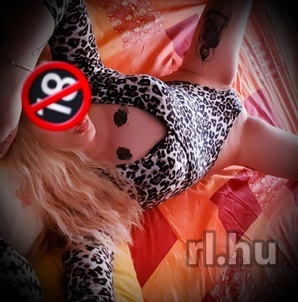 Leonetta Szombathely escort Mädchen