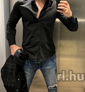 Levi28 203371003, Budapest Junge