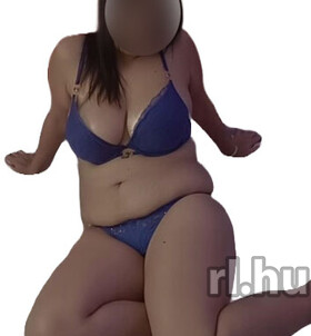 Leyla (26 éves) - Telefon: +36 20 / 586-4466 - Pécs