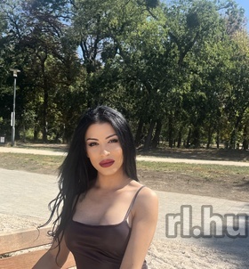 Leyla Budapest escort Mädchen