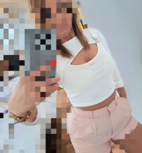 Lia (30 éves) - Telefon: +36 20 / 462-2624 - Eger