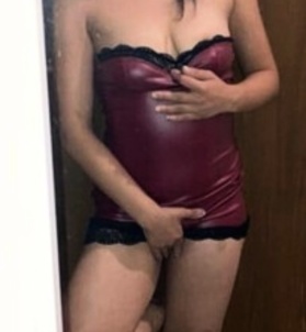 Lia (24+ éves) - Telefon: +36 30 / 359-6405 - Miskolc