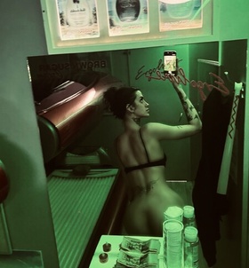 Liaaa (20 éves) - Telefon: +36 70 / 597-7452 - Dunaújváros