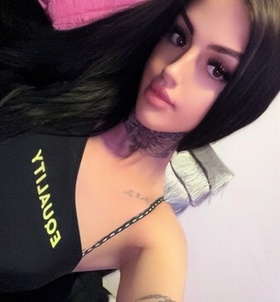 Liaaa (20 éves) - Telefon: +36 70 / 597-7452 - Dunaújváros