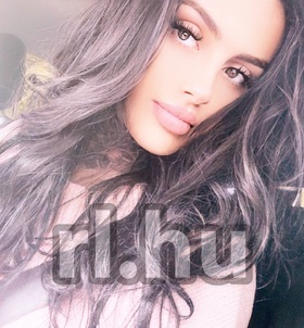 Liaaa (20 éves) - Telefon: +36 70 / 597-7452 - Dunaújváros