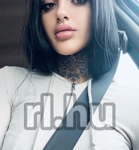 Liaaa (20 éves) - Telefon: +36 70 / 597-7452 - Dunaújváros