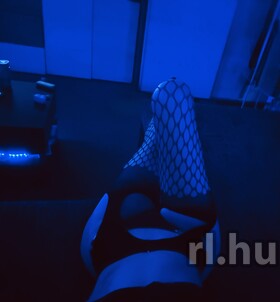 LiaDivine (20+ éves) - Telefon: +36 70 / 597-7452 - Dunaújváros