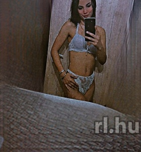 Lídia (23 éves) - Telefon: +36 20 / 934-7285 - Cegléd