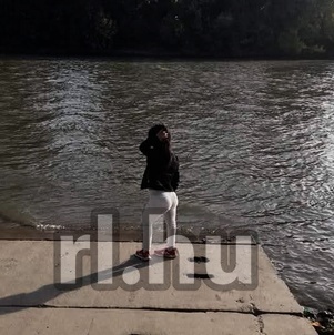 Lili (19 éves, Nő) - Telefon: +36 20 / 341-7301 - Szentes, szexpartner