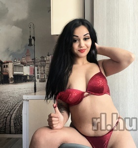 Lili (18+ éves) - Telefon: +36 20 / 998-9497 - Debrecen