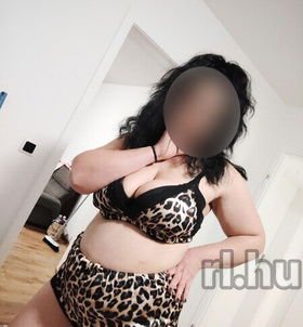 Lili (28 éves) - Telefon: +36 70 / 254-9620 - Kaposvár