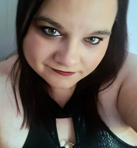 Budapest, Lili 06705377307