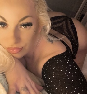 Lilly (31 éves) - Telefon: +36 70 / 742-6081 - Veszprém