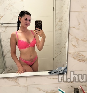 Lily Győr escort Mädchen