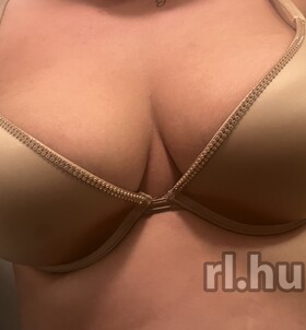 Budapest, Lily 06707429315
