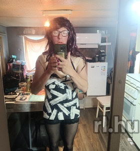 Sz�kesfeh�rv�r, Linda 06205312940