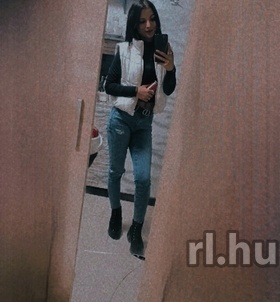 Linda (23 éves) - Telefon: +36 20 / 934-7285 - Cegléd