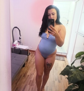 P�cs, Linett 06207788606