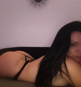 P�cs, Linett 06207788606