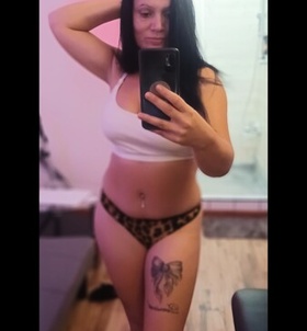 P�cs, Linett 06207788606