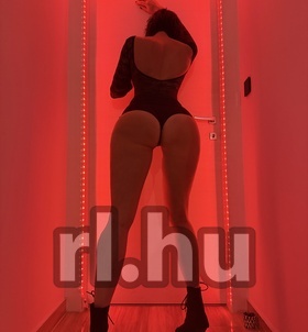 Budapest, Linett 06707478996