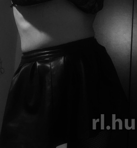 Lisa (28 éves) - Telefon: +36 20 / 851-5327 - Tápiószőlős