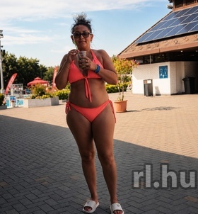 Lívia (39 éves) - Telefon: +36 30 / 534-5285 - Budapest, XV
