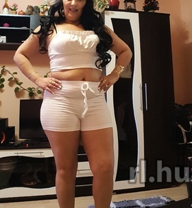 Budapest, L�via 06305345285