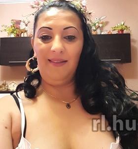 Budapest, L�via 06305345285