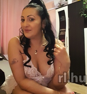 Lívia (39 éves) - Telefon: +36 30 / 534-5285 - Budapest, XV