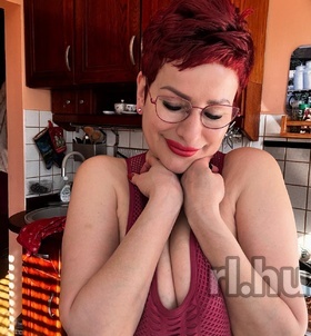 LizaPinelli (42 éves) - Telefon: +36 20 / 994-2769 - Budapest, II