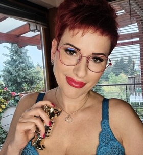 LizaPinelli (41 éves) - Telefon: +36 20 / 994-2769 - Budapest, II